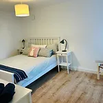 Buttercup Mews No 3 Gills Lane F28 A2t5 Nyaraló