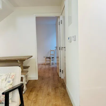 Buttercup Mews No 3 Gills Lane F28 A2t5 度假居