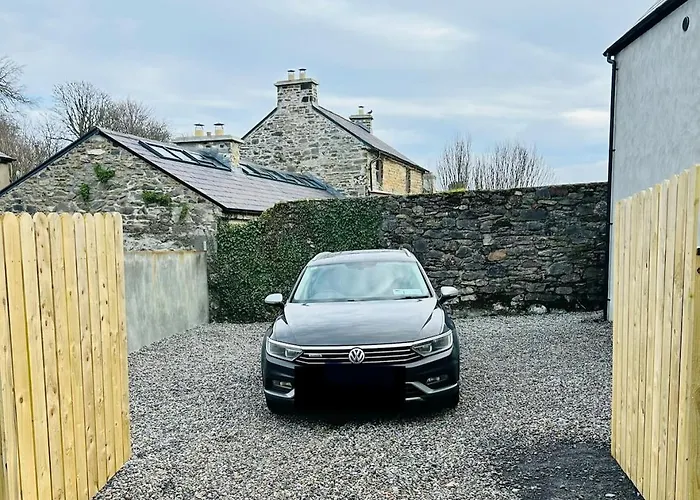 Buttercup Mews No 3 Gills Lane F28 A2t5