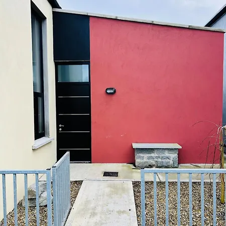 Buttercup Mews No 3 Gills Lane F28 A2t5 *